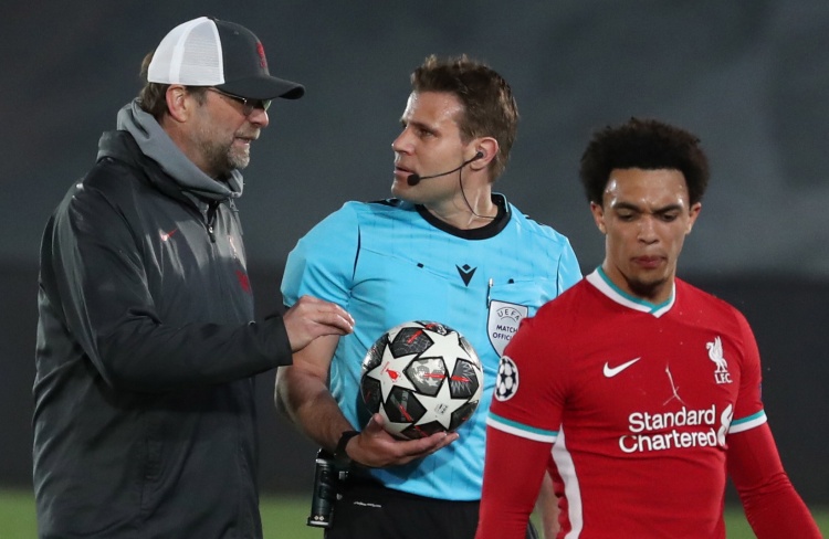 齐沃：我们赢5-0会被认为是正常，2-1是运气好，输球就是灾难（齐沃：5-0被认为理所当然，2-1被说是走运，一旦输球就是灾难）