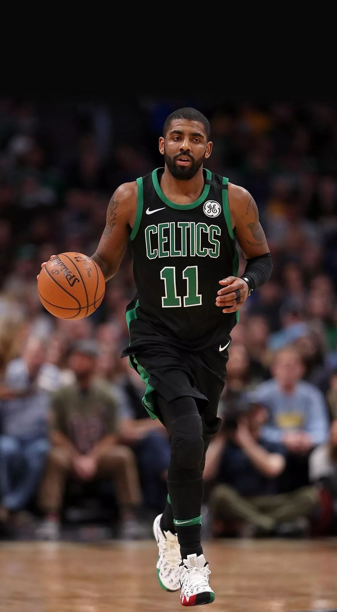 斯卢茨基谈客战柔佛：我认为双方五五开，就看谁能把握住机会（斯卢茨基展望客战柔佛：胜负五五开，关键看谁把握机会）