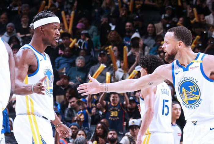 杜兰特：我完全可以一直出手，但主动传球会让队友建立信心（杜兰特：我能一直投，但主动分享球更能提升队友信心）