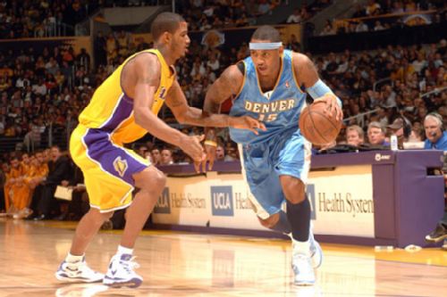 这队的攻防切换太流畅了（这支球队的攻防转换行云流水）