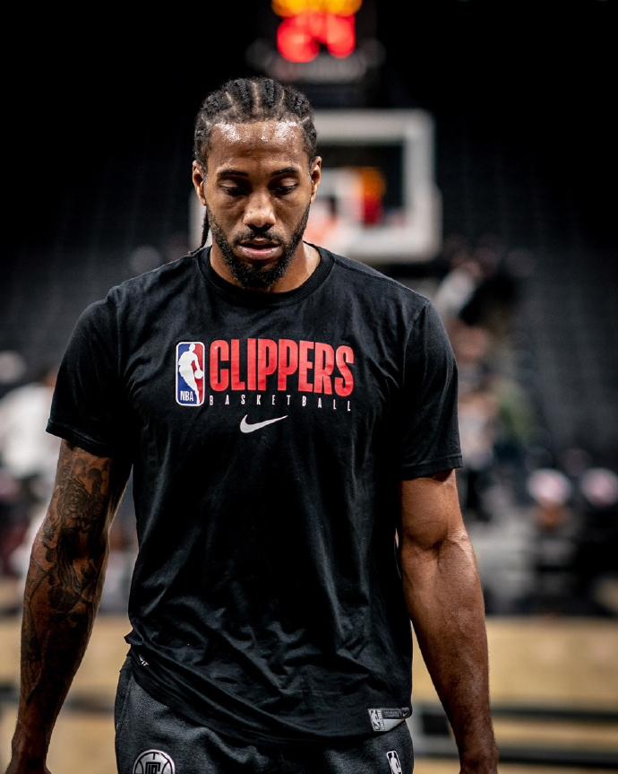 这队打得太团队了（这队配合太默契了）