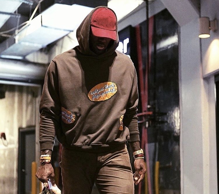 队报专栏：为什么托万选择重返法甲加盟朗斯？（队报观察：托万为何回归法甲并选择朗斯？）