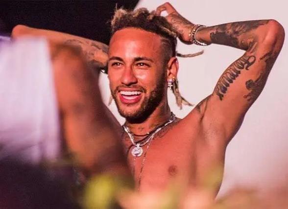 美记：奇才很可能买断米德尔顿的合同，他有机会加盟争冠球队（美媒：奇才大概率买断米德尔顿合同，他有望投奔争冠强队）