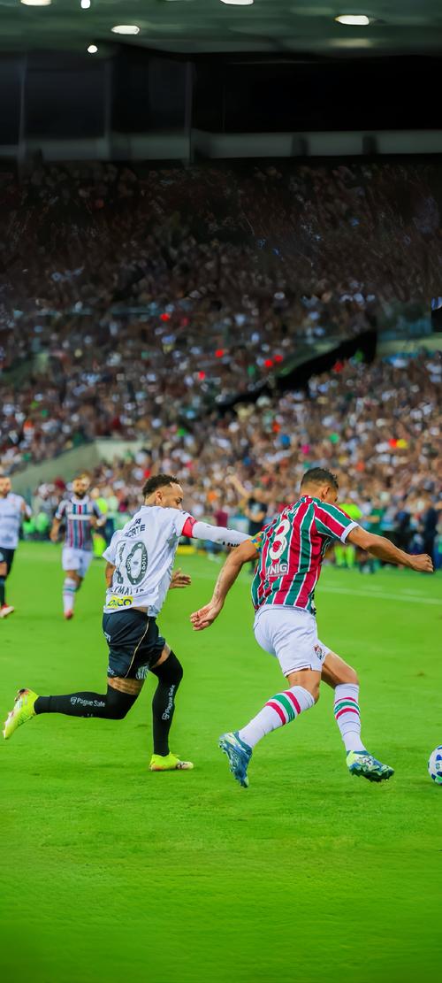 东契奇展现传球天赋，精准输送炮弹（东契奇传球天赋尽显，妙传精准如制导）