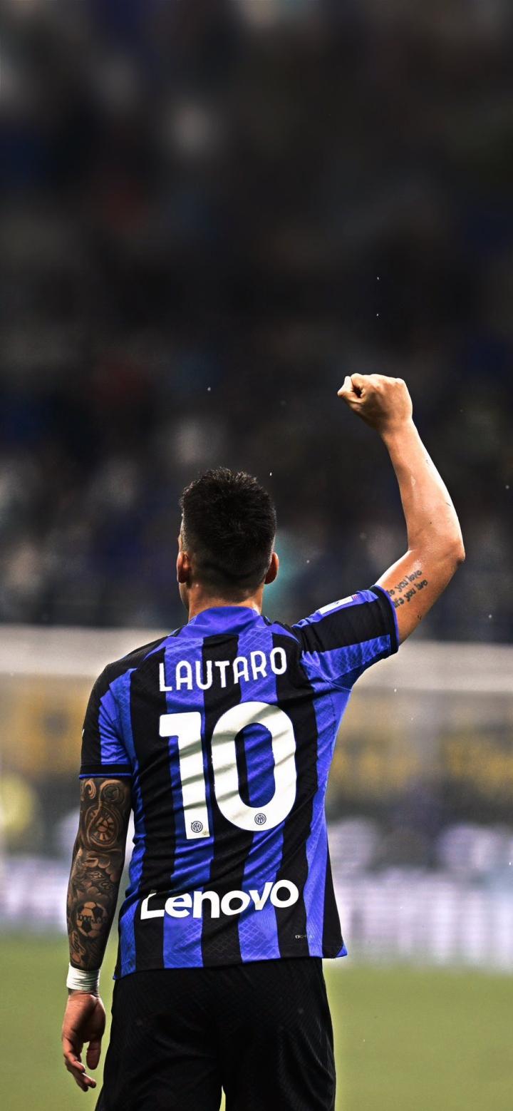 库杜斯评心目中的最佳热刺球员：凯恩的右脚、贝尔的左脚（库杜斯眼中的完美热刺球员：凯恩的右脚+贝尔的左脚）