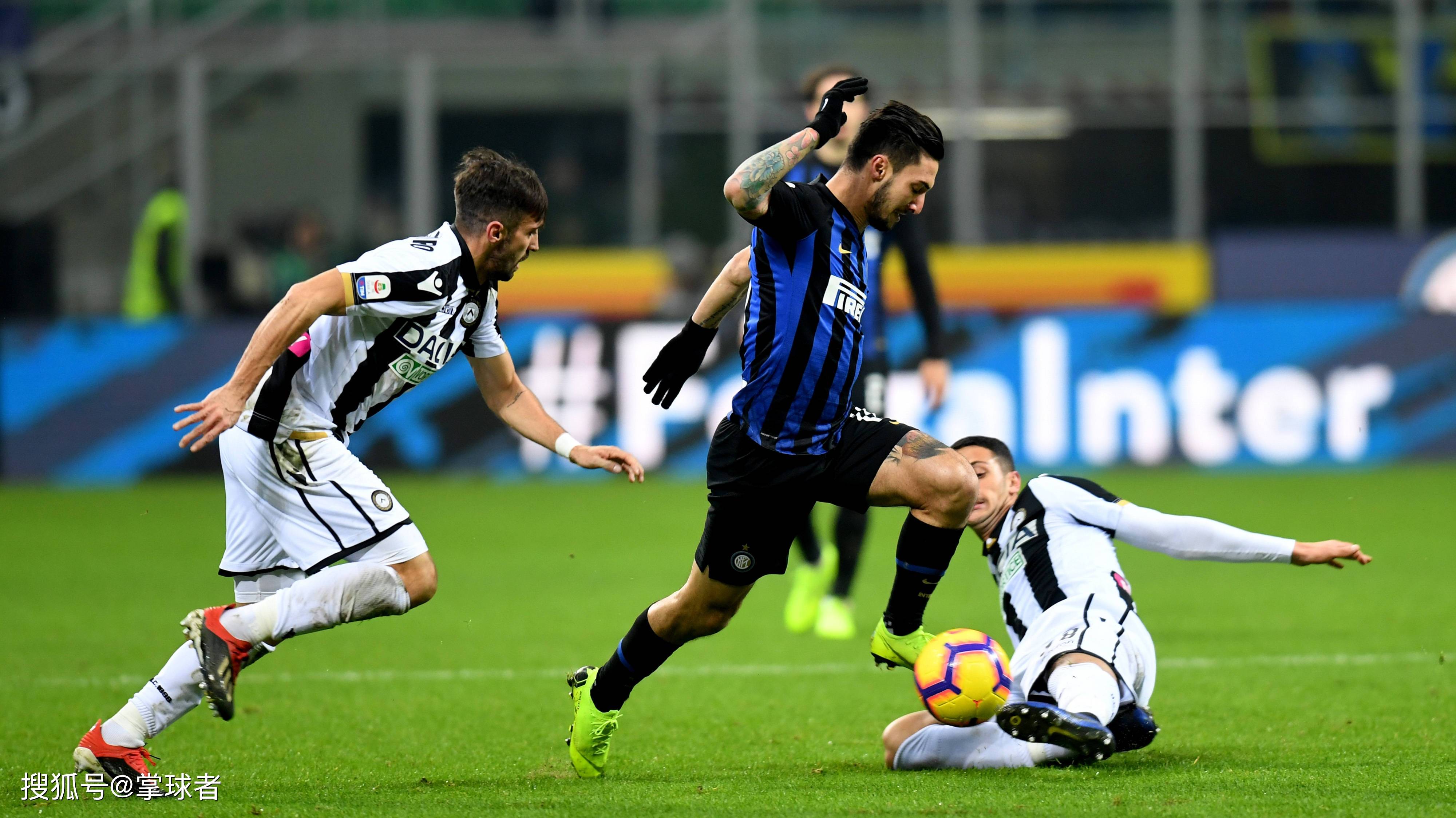 萨拉赫利物浦生涯对阵10支球队进球上双，成队史第二人（萨拉赫利物浦生涯面对10队进球上双，队史第二位达成者）